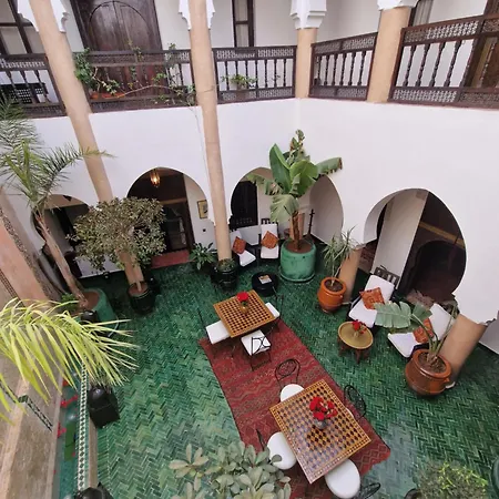 Riad Mur Akush-2